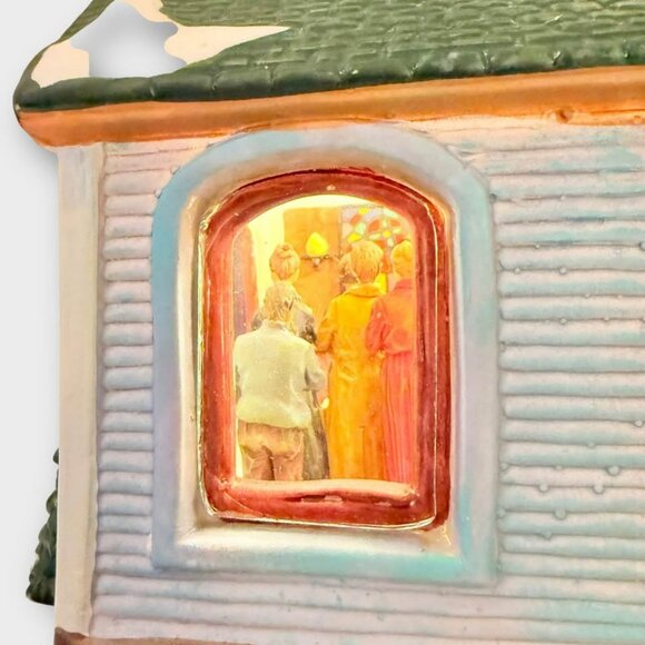 Norman Rockwell Christmas Village Church Building - Picture 7 of 10